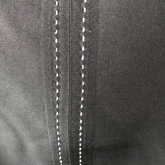 Harris Wallace New York V-Neck Black Dress with Detailed Backstitch - Picture 6 of 16